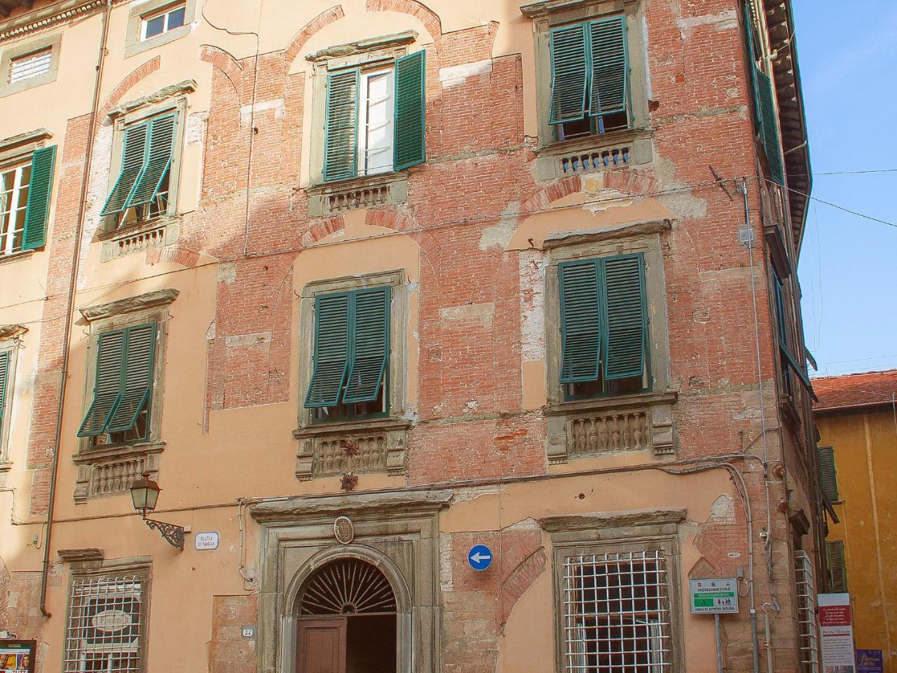 Apartment Palazzo Cittadella By Interhome Lucca Exterior foto